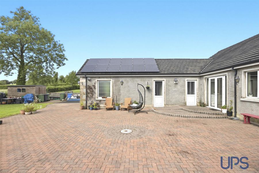 3 Lower Road