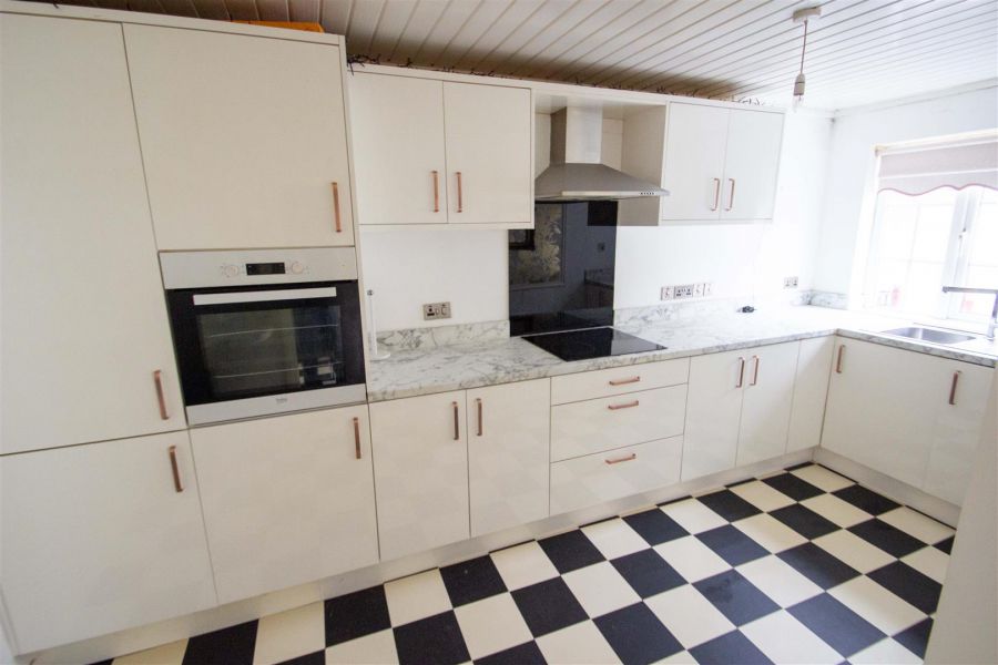 10 Culmore Gardens