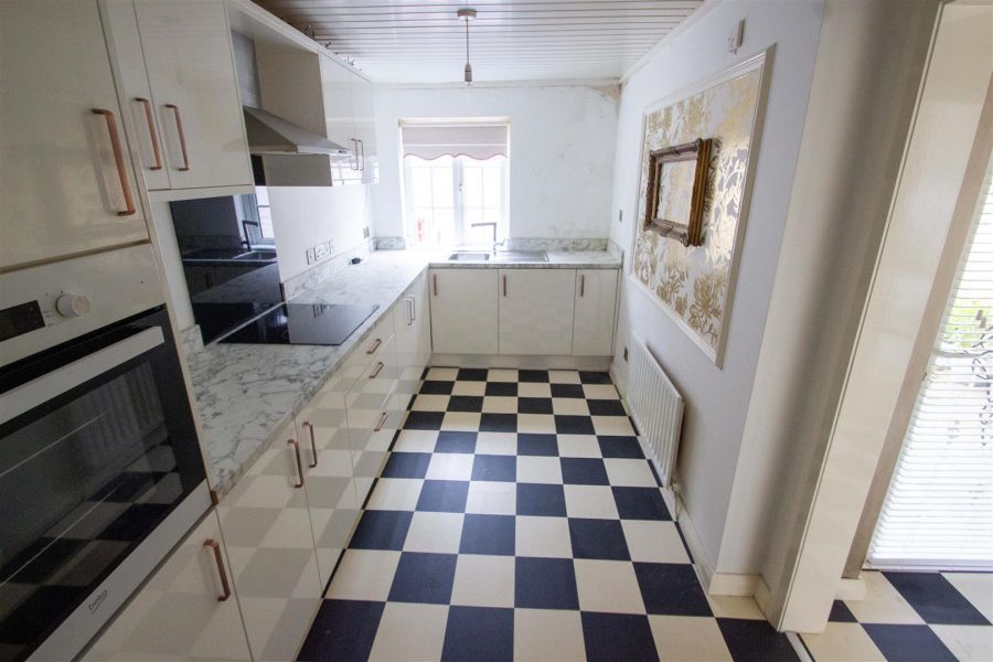 10 Culmore Gardens
