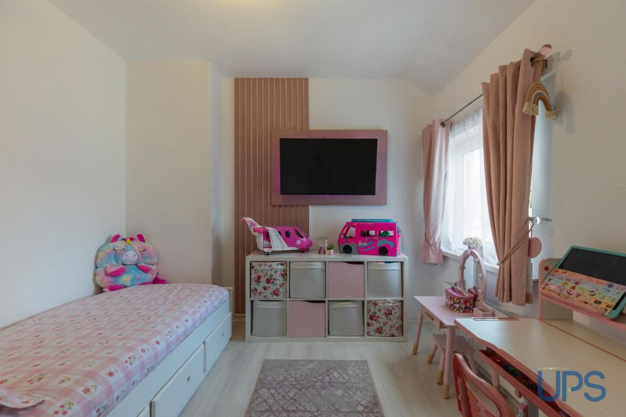 110 Whiterock Gardens