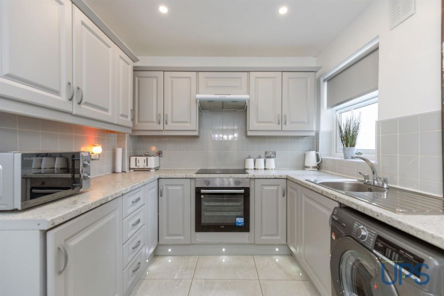 110 Whiterock Gardens