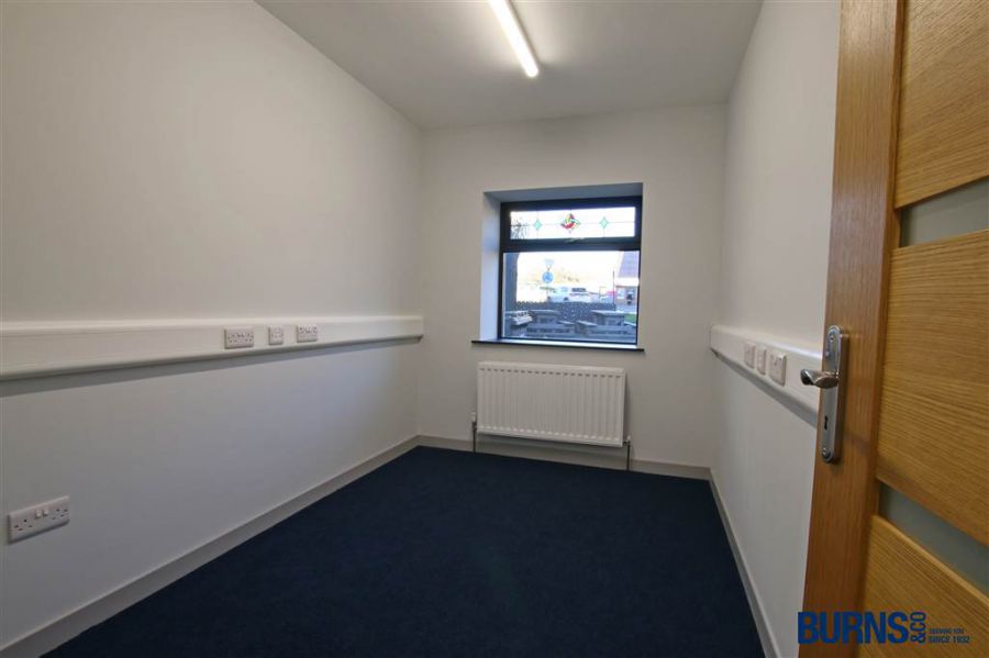 3 Desertmartin Road