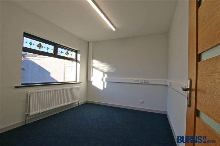 3 Desertmartin Road