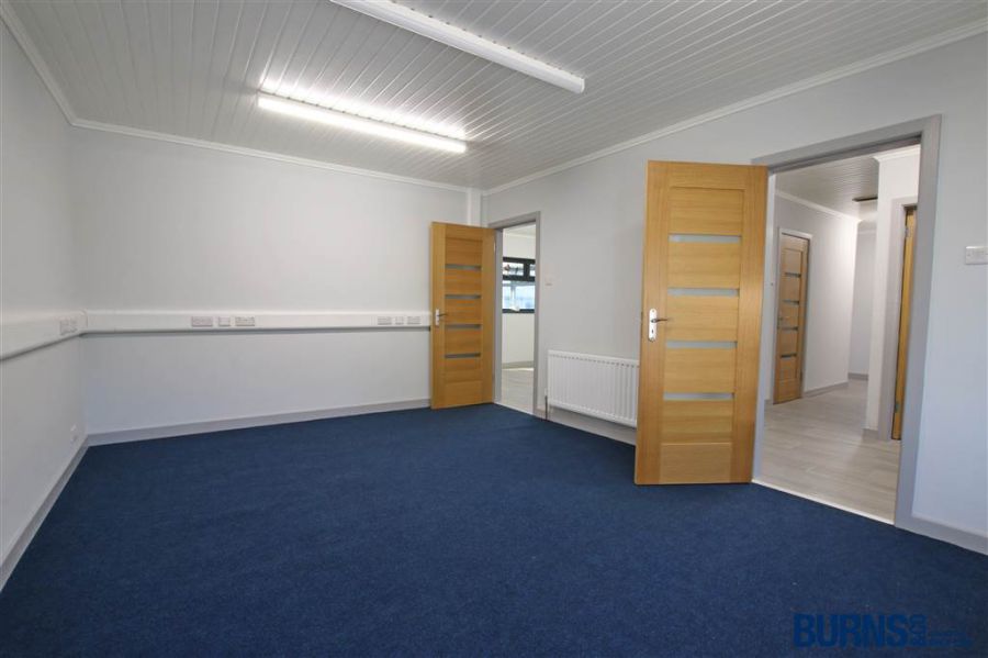 3 Desertmartin Road