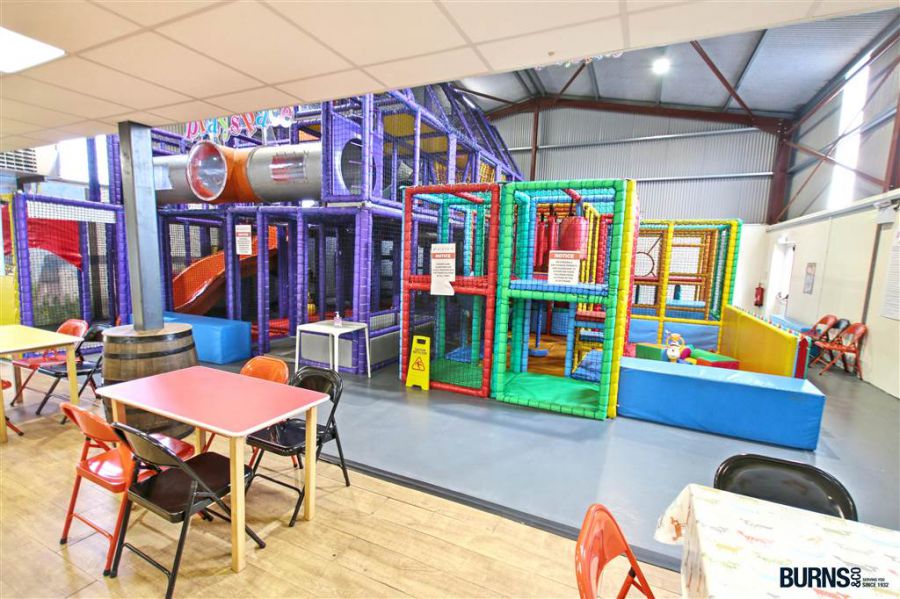 Sperrin Fun Farm, Yard & Commercial Premises At 574A Glenshane Road