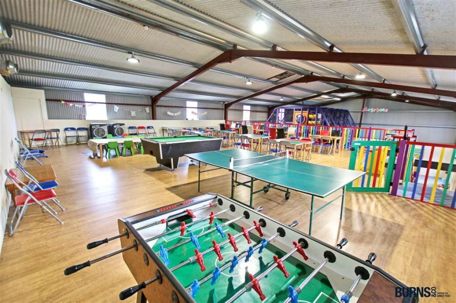 Sperrin Fun Farm, Yard & Commercial Premises At 574A Glenshane Road