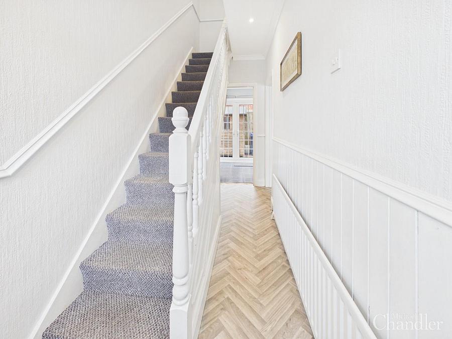 40 Dunraven Park