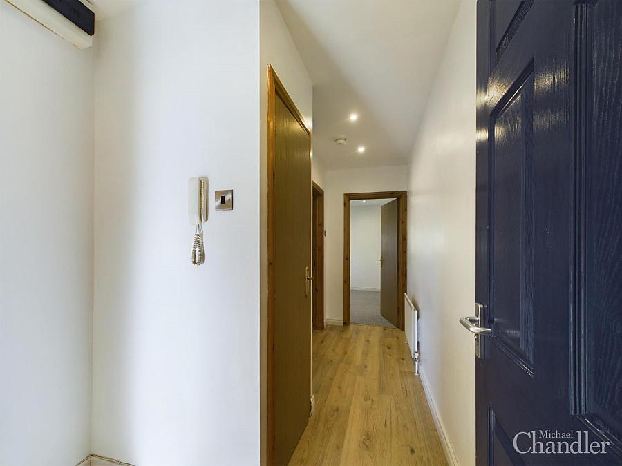 6 Gortland Mews