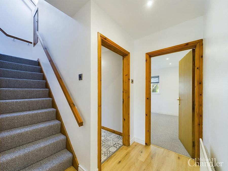 6 Gortland Mews