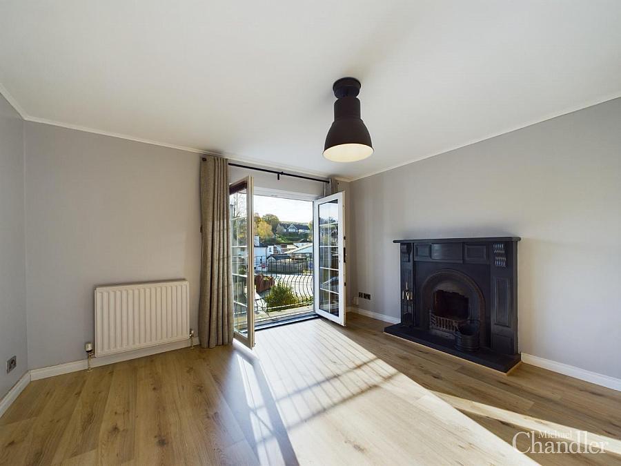 6 Gortland Mews