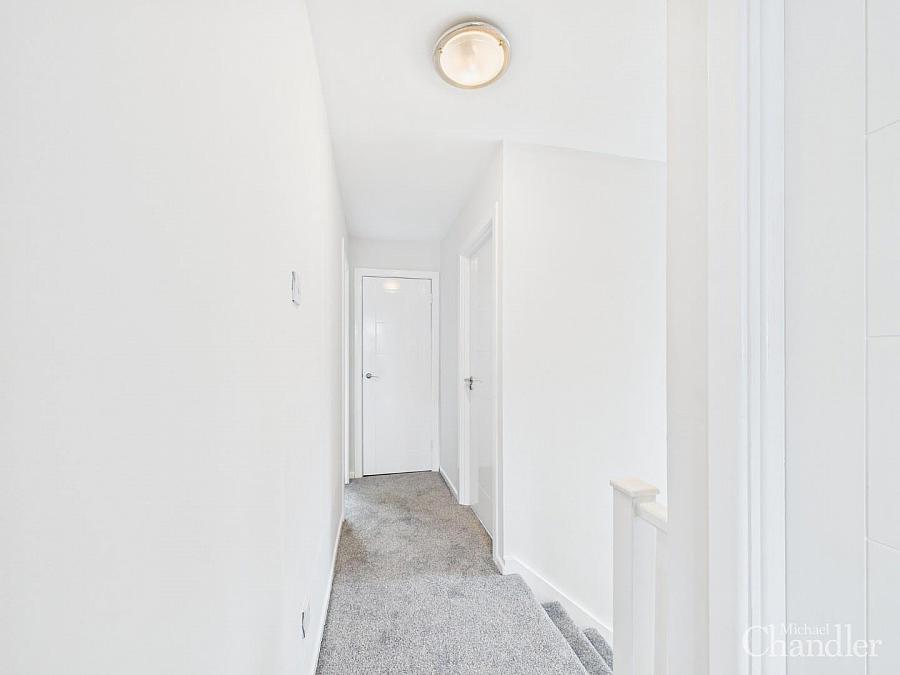 7 Ravenhill Gardens