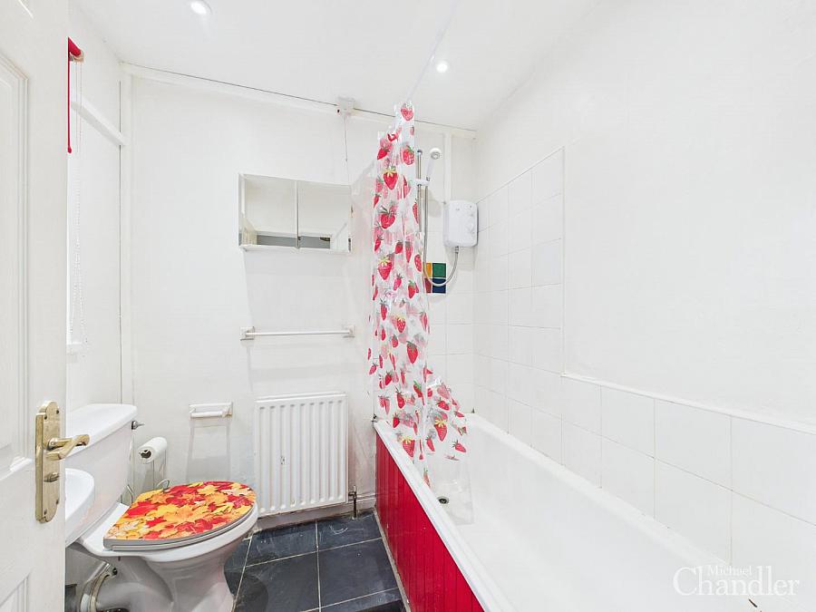 83 Frenchpark Street