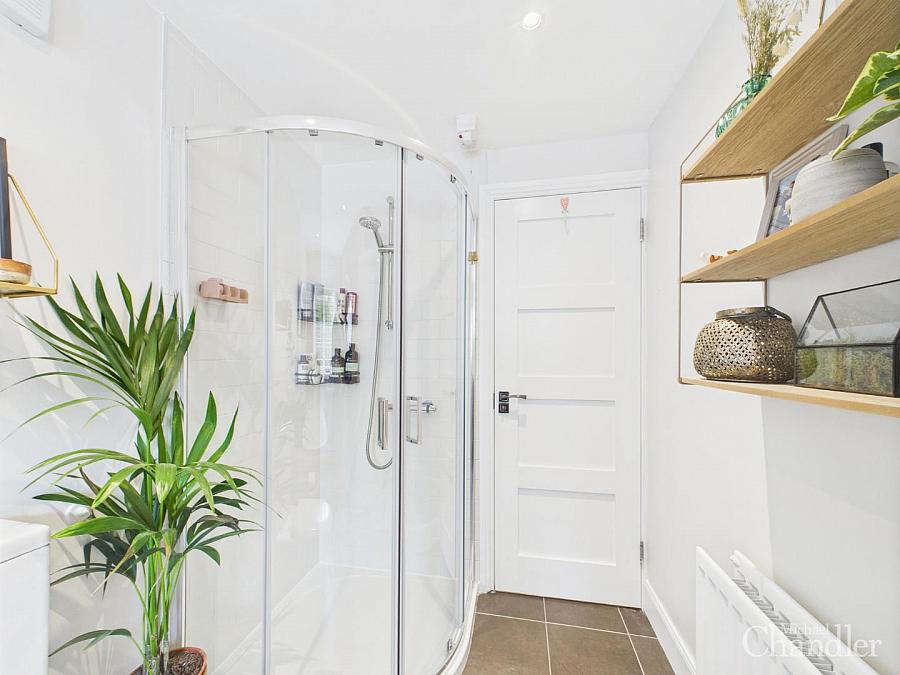 10 Carolan Road