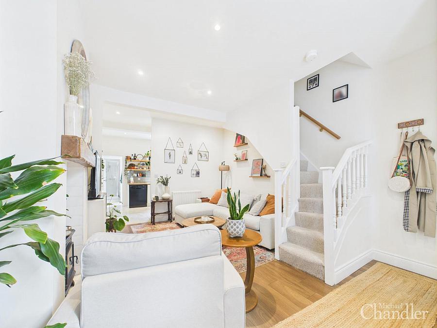 10 Carolan Road