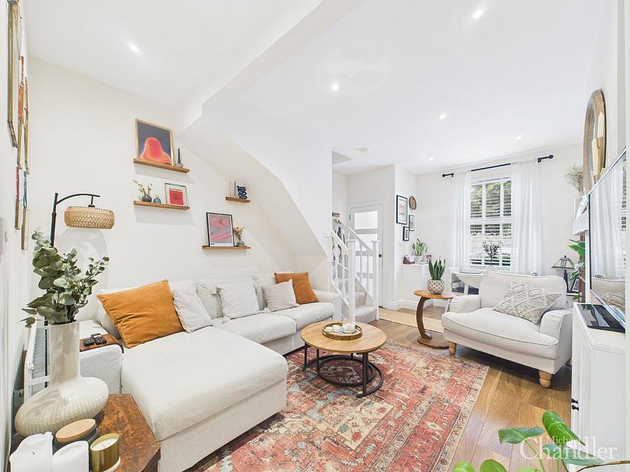 10 Carolan Road