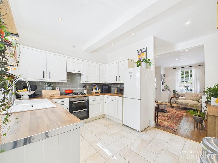 10 Carolan Road