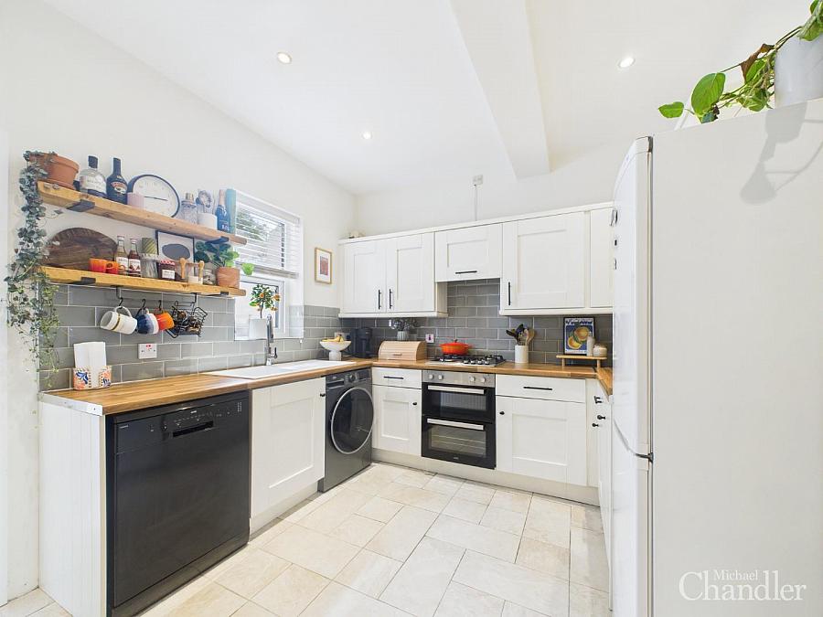 10 Carolan Road
