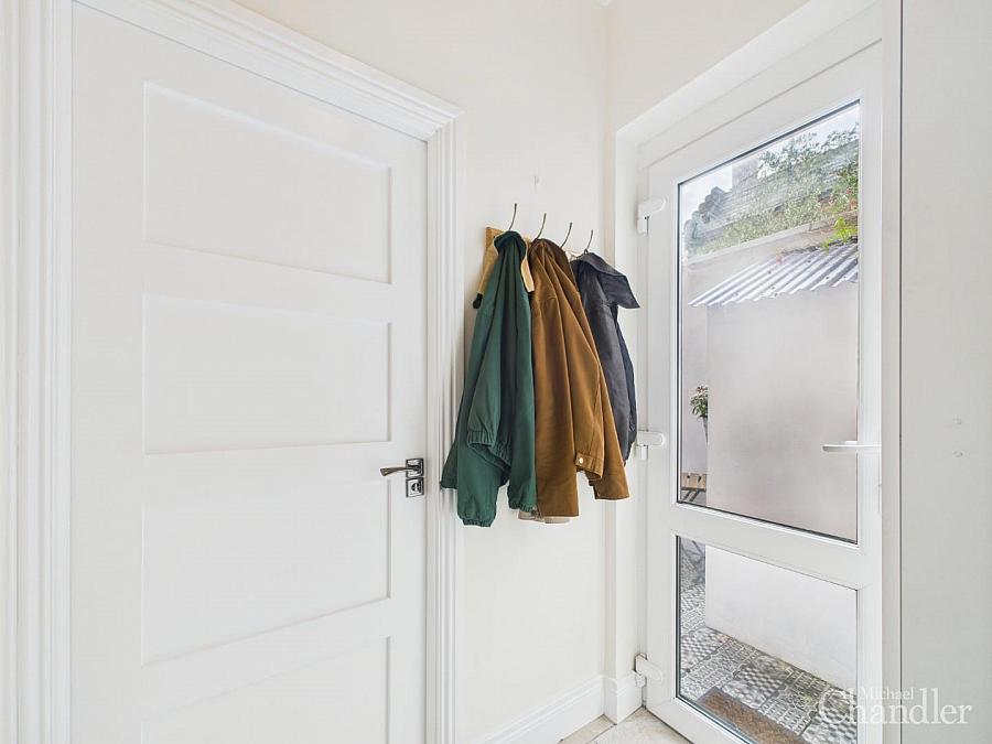 10 Carolan Road
