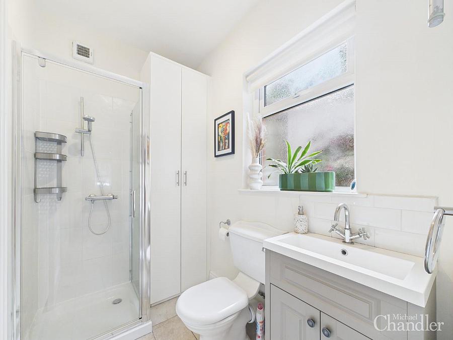 10 Carolan Road