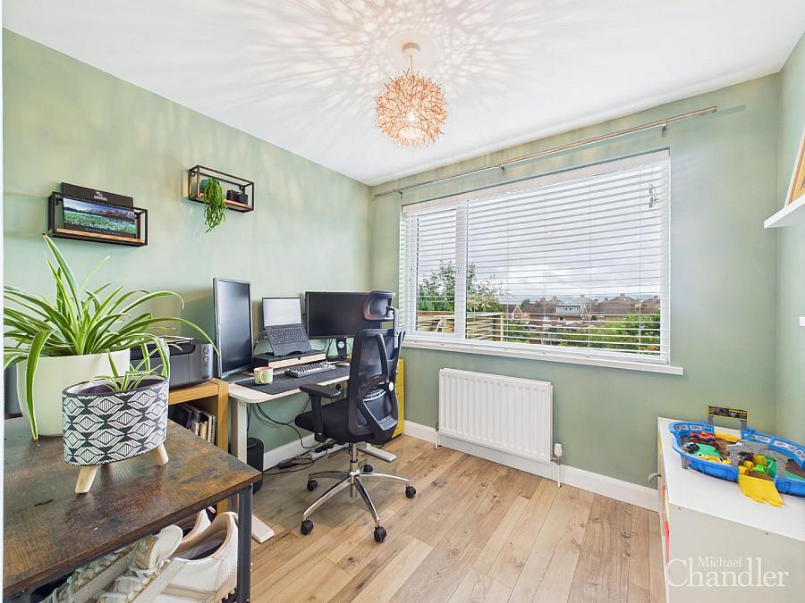 10 Burnside Park