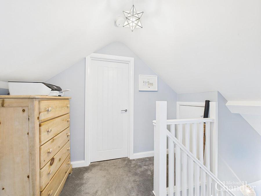 10 Burnside Park