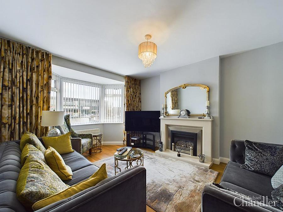 19 Ballynahinch Road
