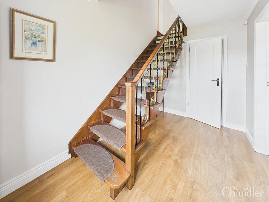 40 Blenheim Park