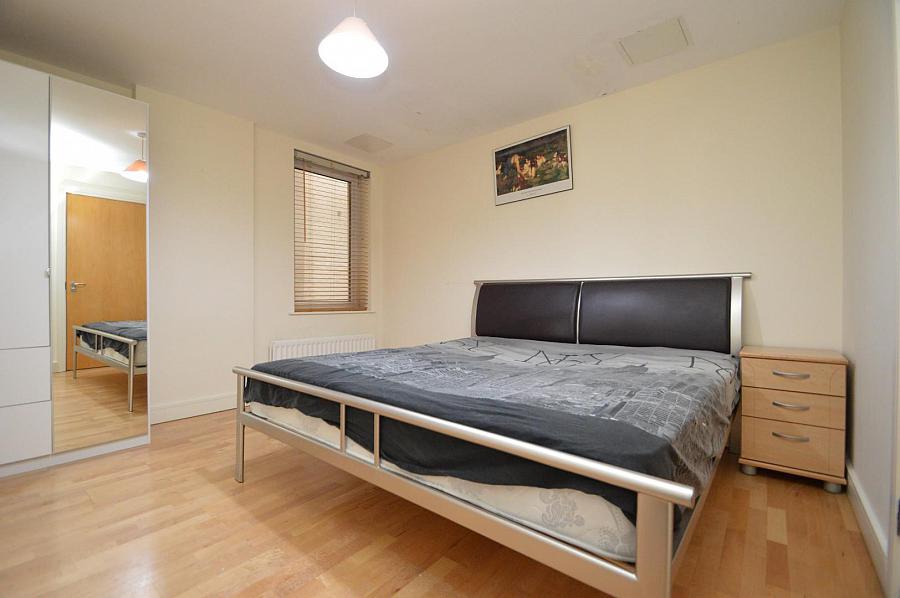 Apt 301 Park Avenue