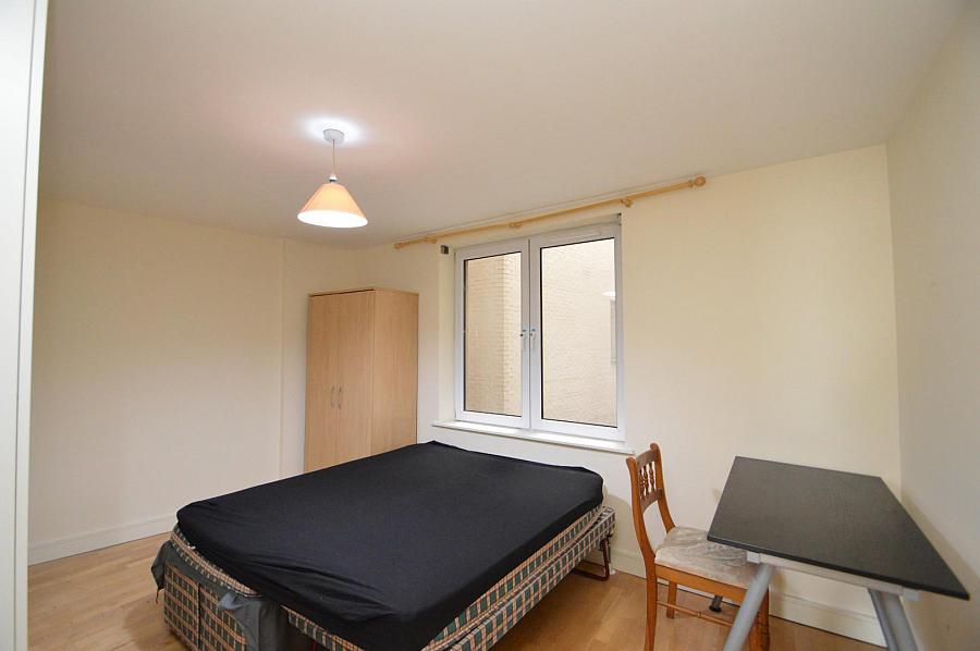 Apt 301 Park Avenue