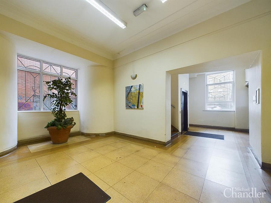 12A Tyrone House 30 Adelaide Street