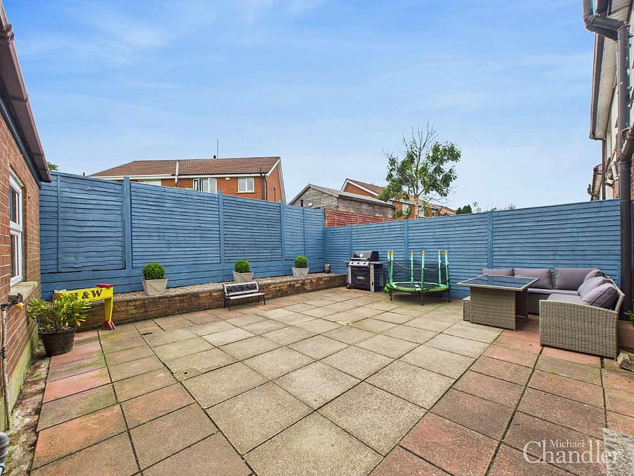 47 Winchester Road