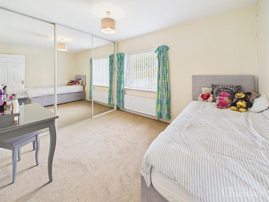 2 Ballylenaghan Park