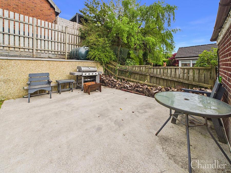 2 Ballylenaghan Park