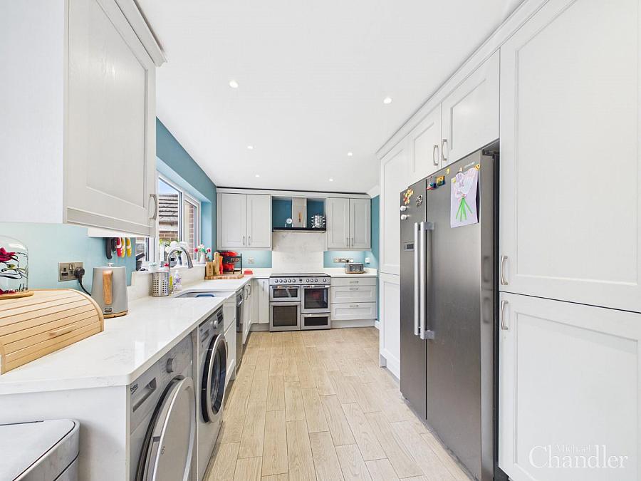 2 Ballylenaghan Park