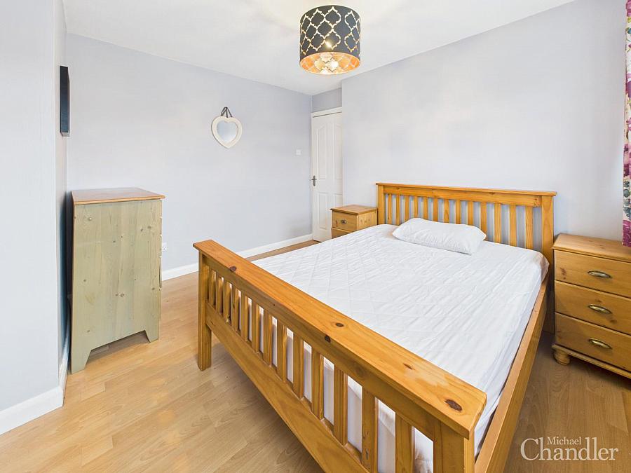 6 Grays Park Drive