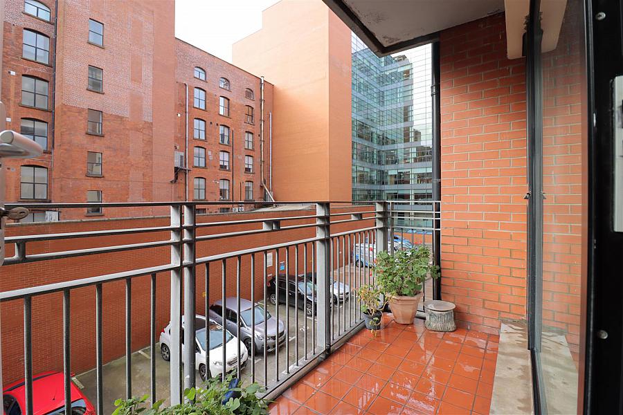 Apt 203 Margarita Plaza 81 Adelaide Street