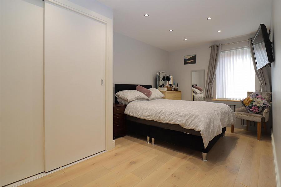 Apt 203 Margarita Plaza 81 Adelaide Street