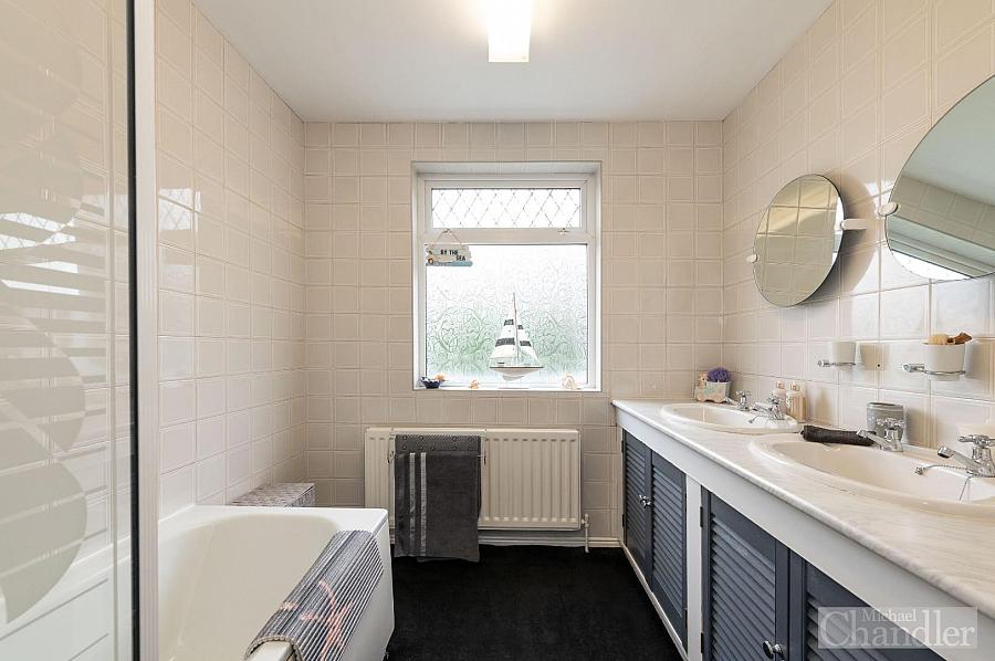 250 Saintfield Road