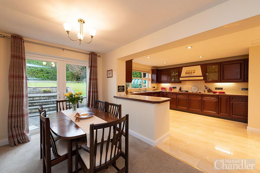 250 Saintfield Road