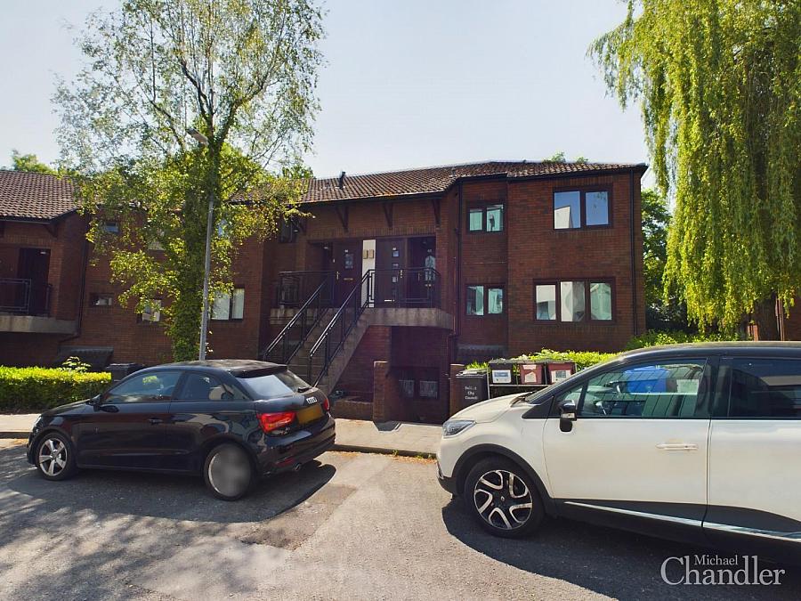 6F Stranmillis Court