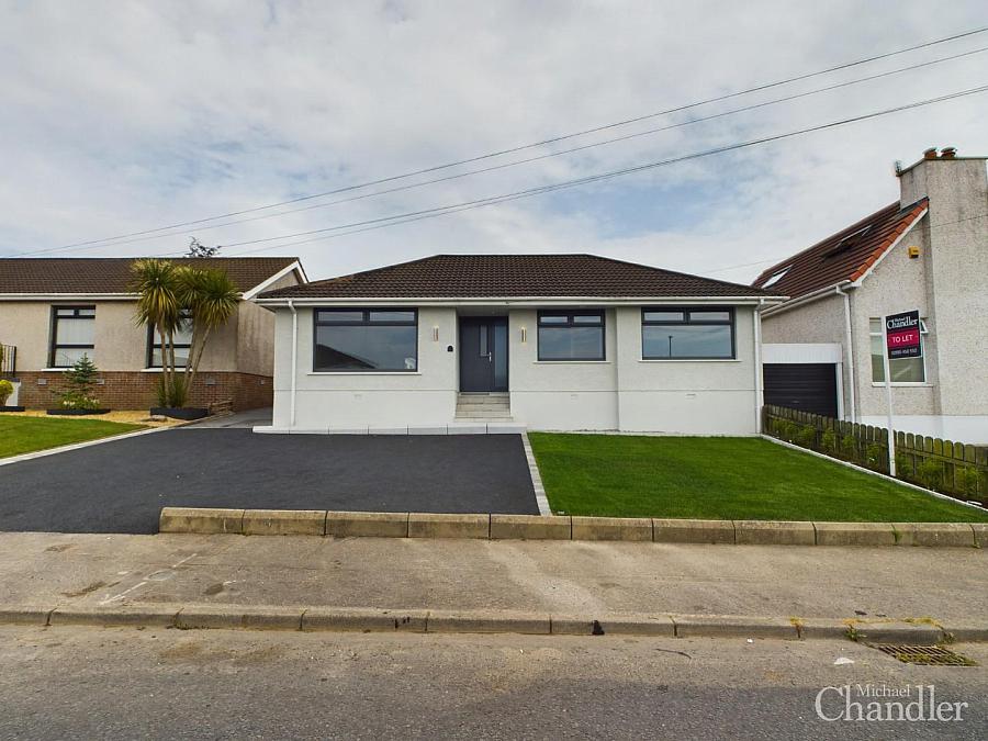 12 Glennor Crescent