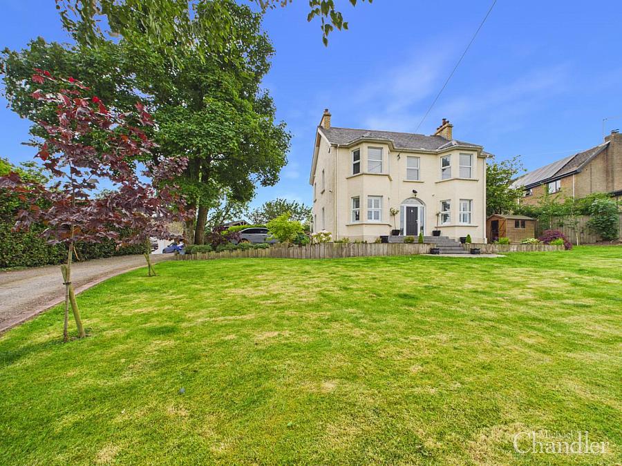 64 Lisburn Road