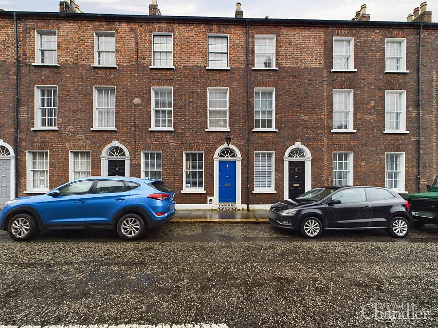 24 Joy Street