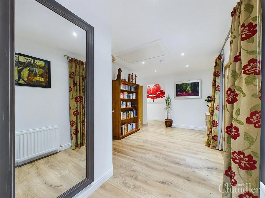 82A Manse Road 82A Manse Road