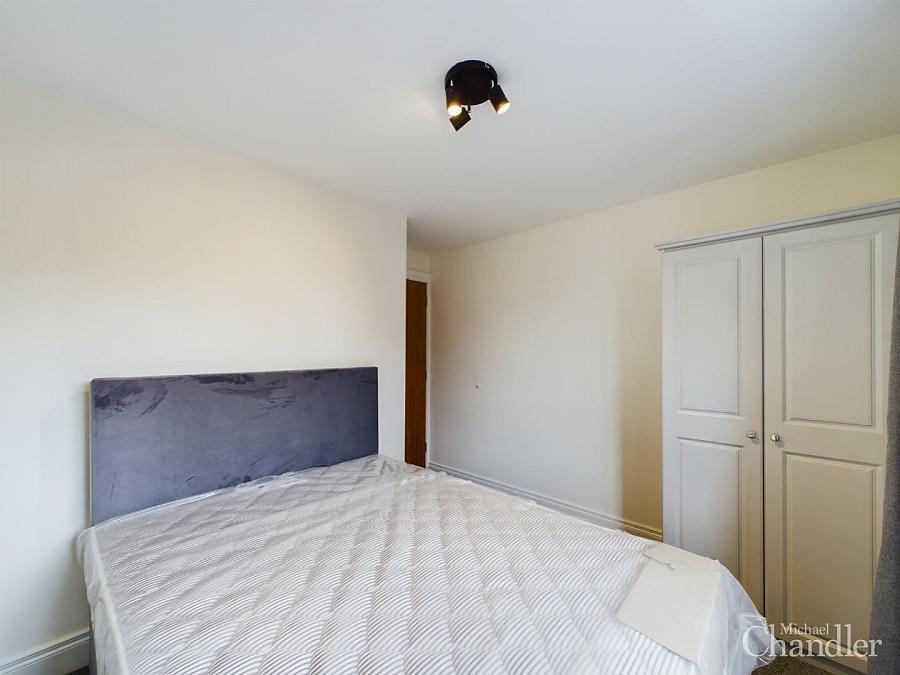 Apt 26 Annadale Mews