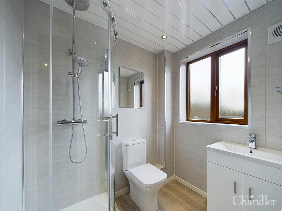 Apt 26 Annadale Mews