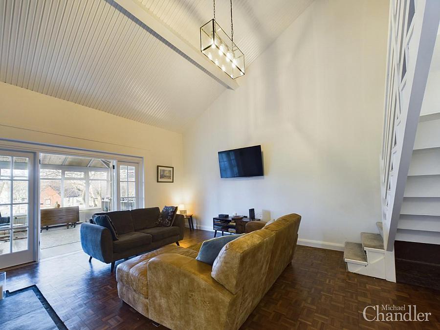 19 Glennor Crescent