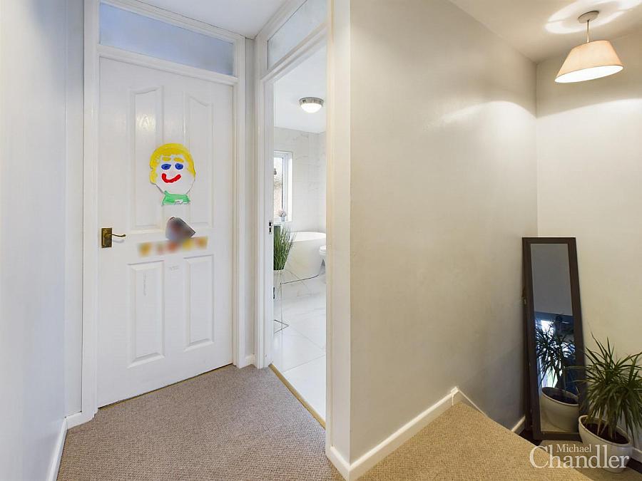 6 Finsbury Drive
