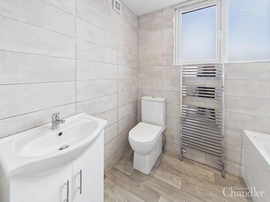 16 Old Saintfield Road