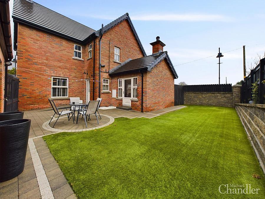 1 Hillsborough Road Mews